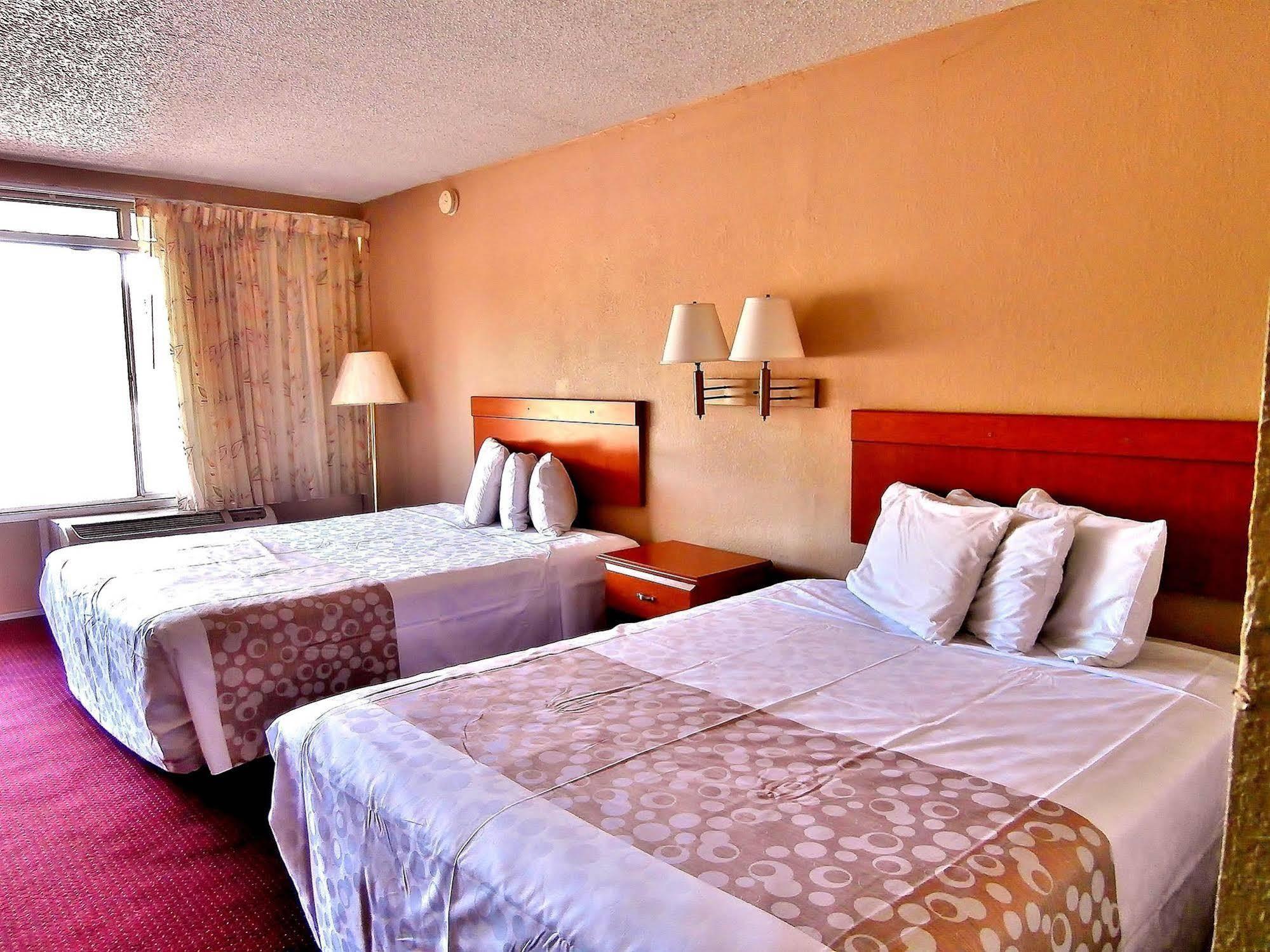 Americas Best Value Inn Alachua Exterior photo
