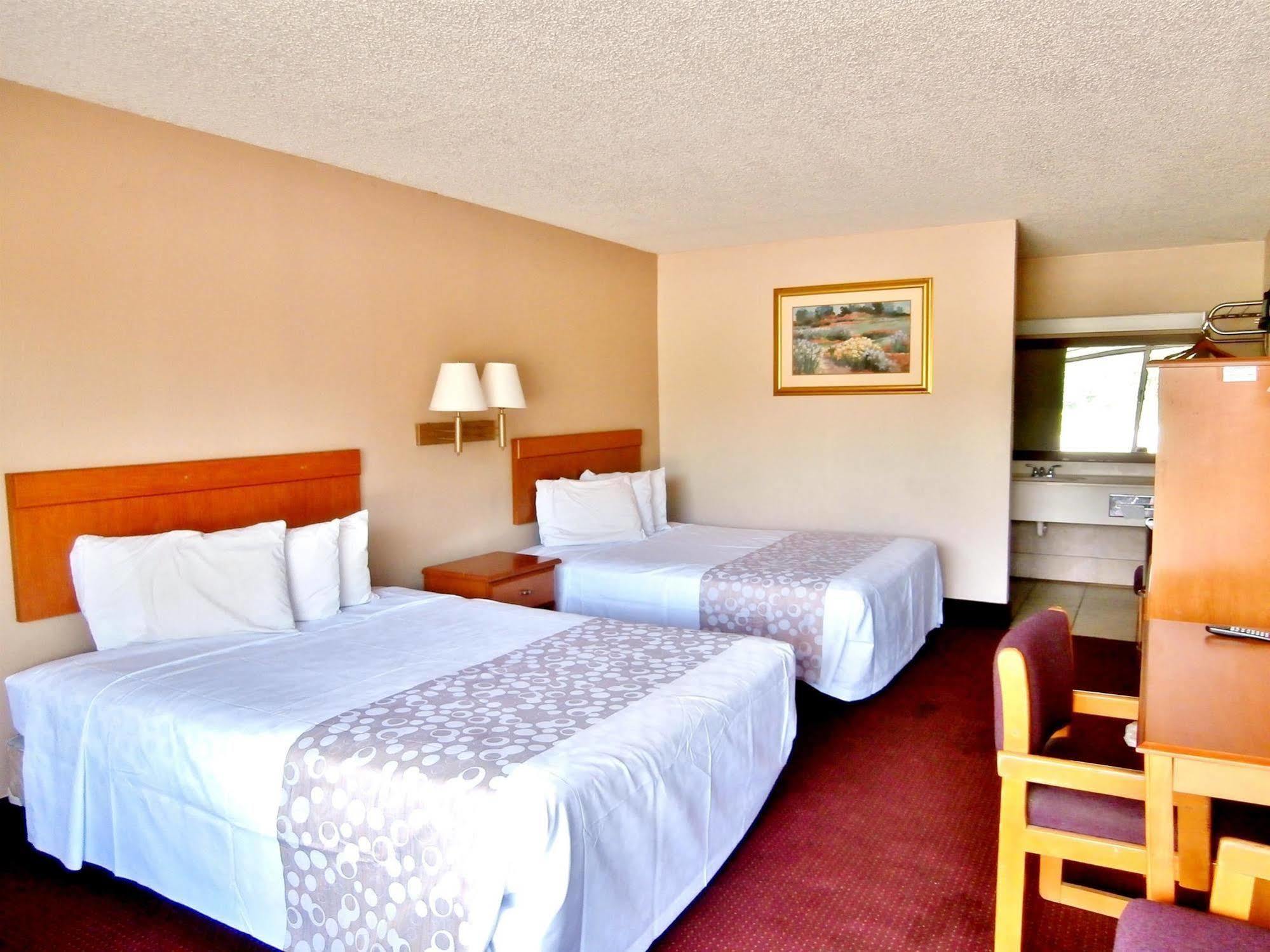 Americas Best Value Inn Alachua Exterior photo
